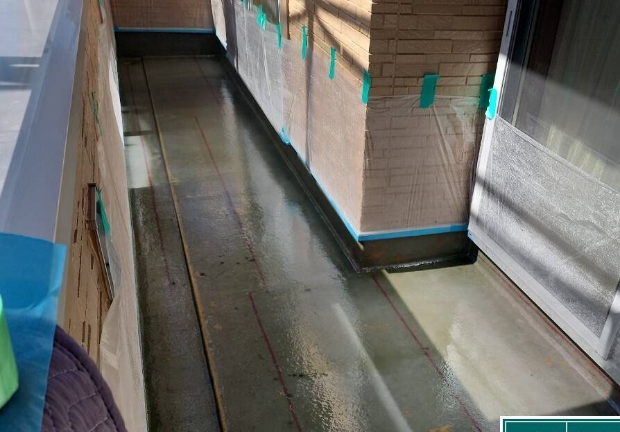 佐野市　ﾍﾞﾗﾝﾀﾞ防水FRPﾜﾝﾌﾟﾗｲ工事